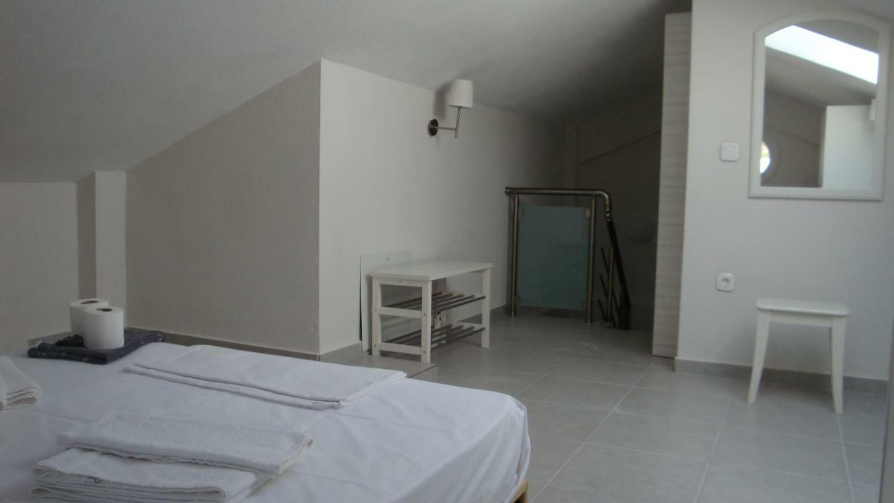 Villa Giotis Skala Sotiros Buitenkant foto